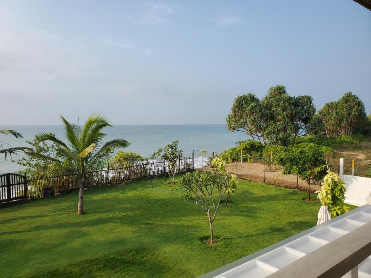 Ceu Ceylon Villa Тангале Екстериор снимка