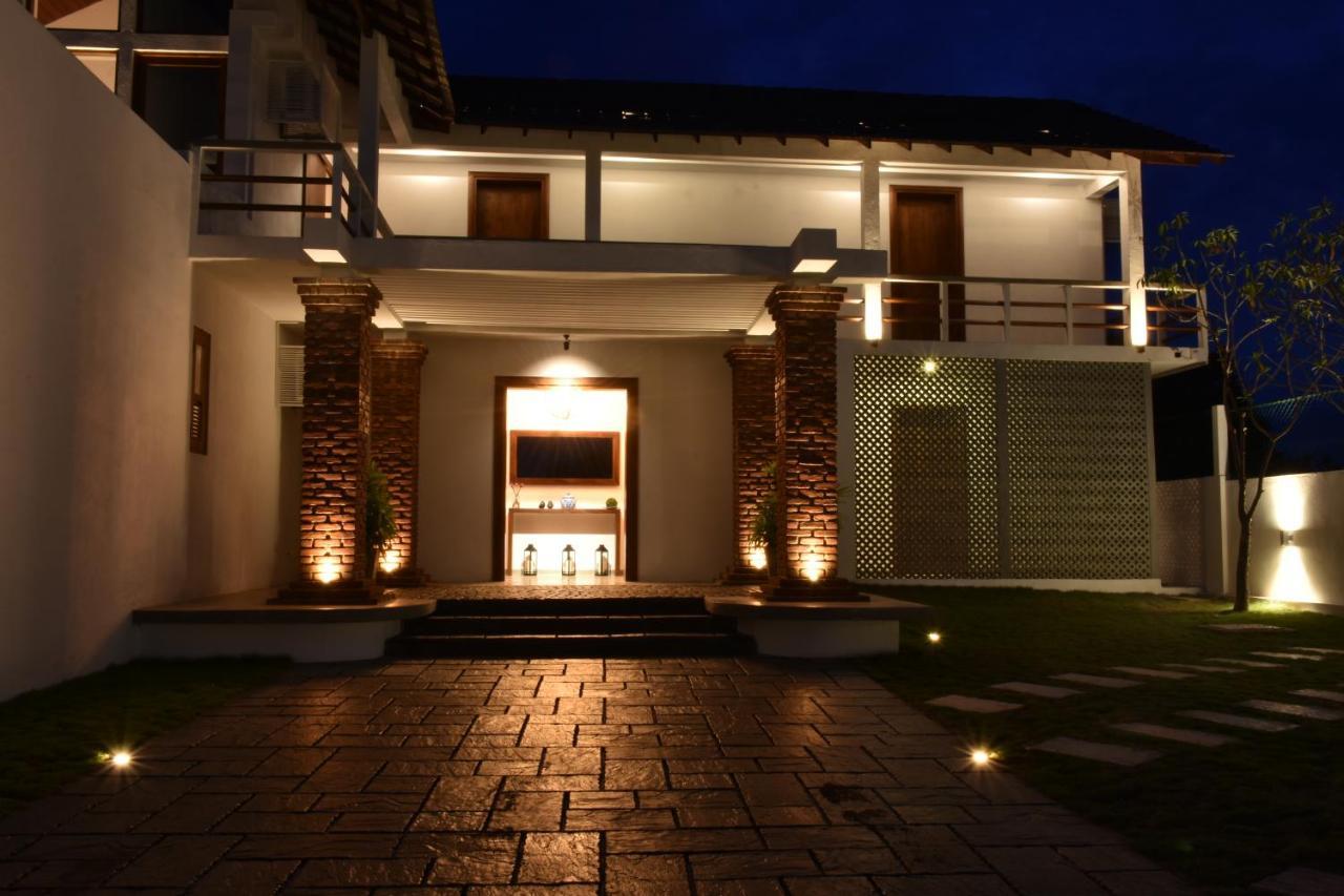 Ceu Ceylon Villa Тангале Екстериор снимка