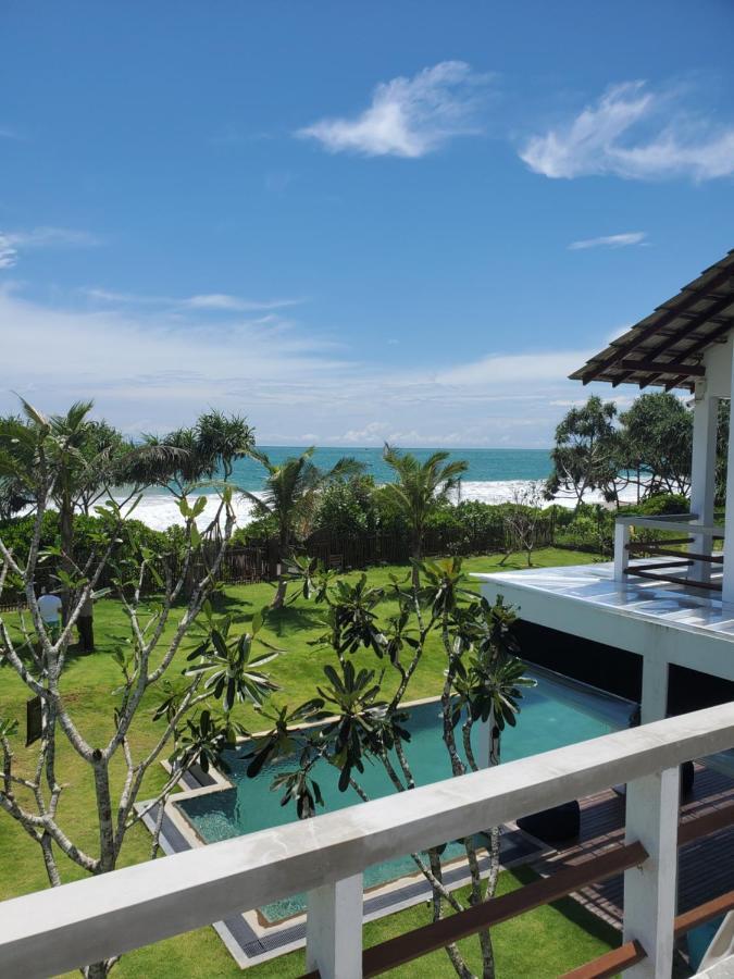 Ceu Ceylon Villa Тангале Екстериор снимка